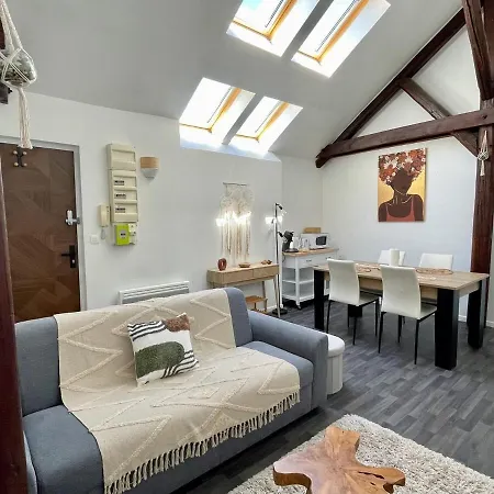 Le Nid De L'artiste - Cathedral Center Apartamento